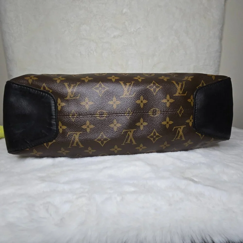 Louis Vuitton Macassar Torres Messenger Bag